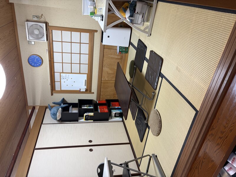 個別ブース型の自習机